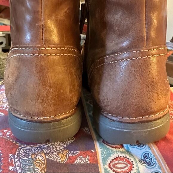 ✨ Clark’s brown leather slip on bootie, side zipper sz 8. - Picture 9 of 15